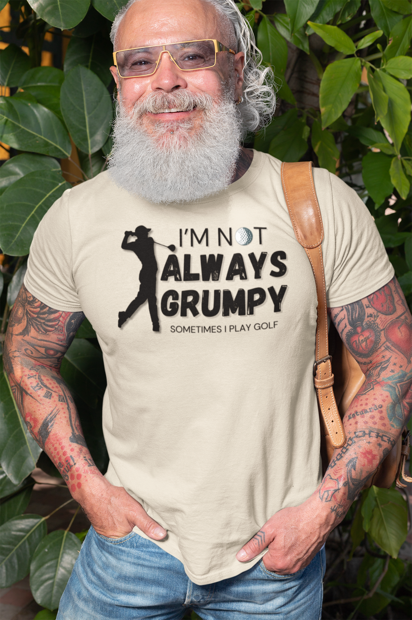 "I'm not always grumpy. Sometimes I play Golf" - T-Shirt (DT)