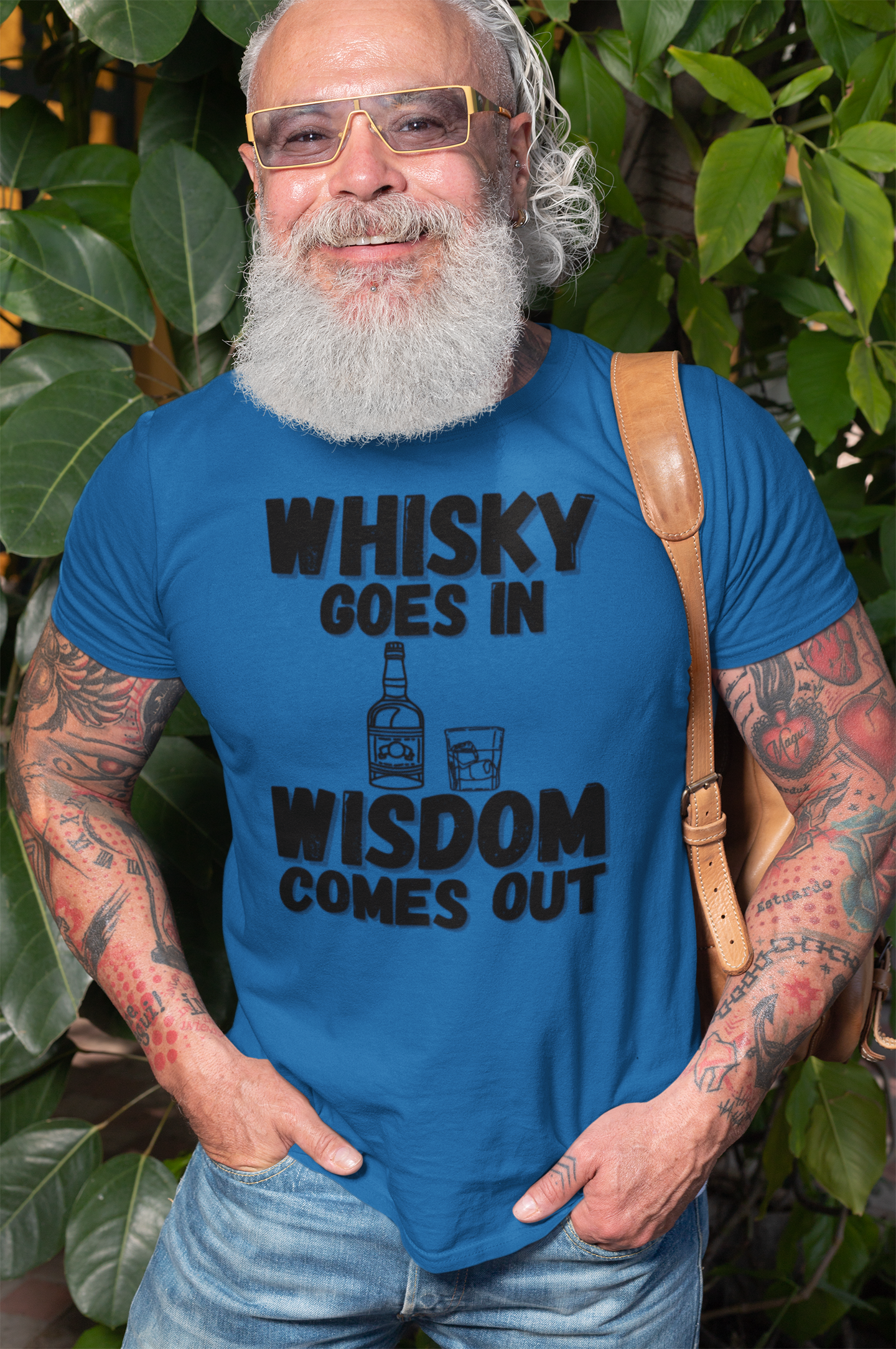"Whisky Goes In. Wisdom Comes Out" - T-Shirt (DT)