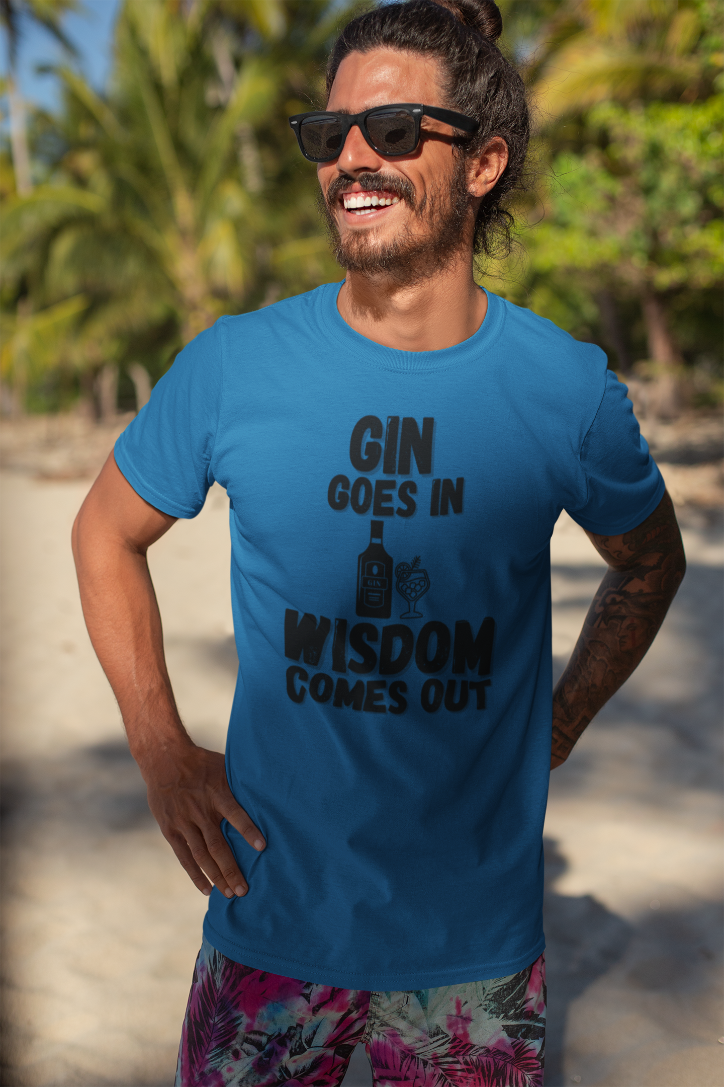 "Gin Goes In. Wisdom Comes Out" - T-Shirt (DT)