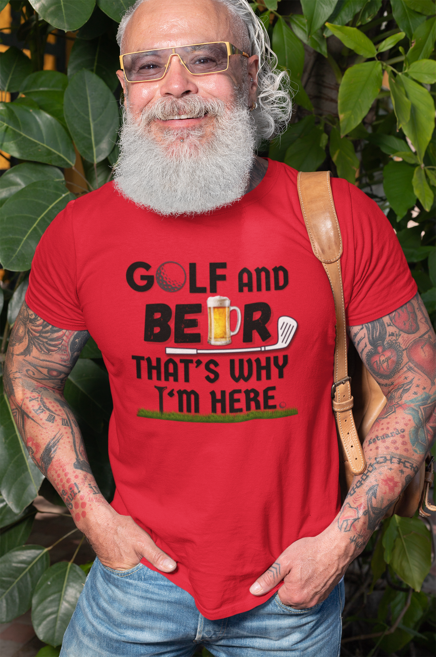 "Golf and Beer. That's Why I'm Here" - T-Shirt (DT)