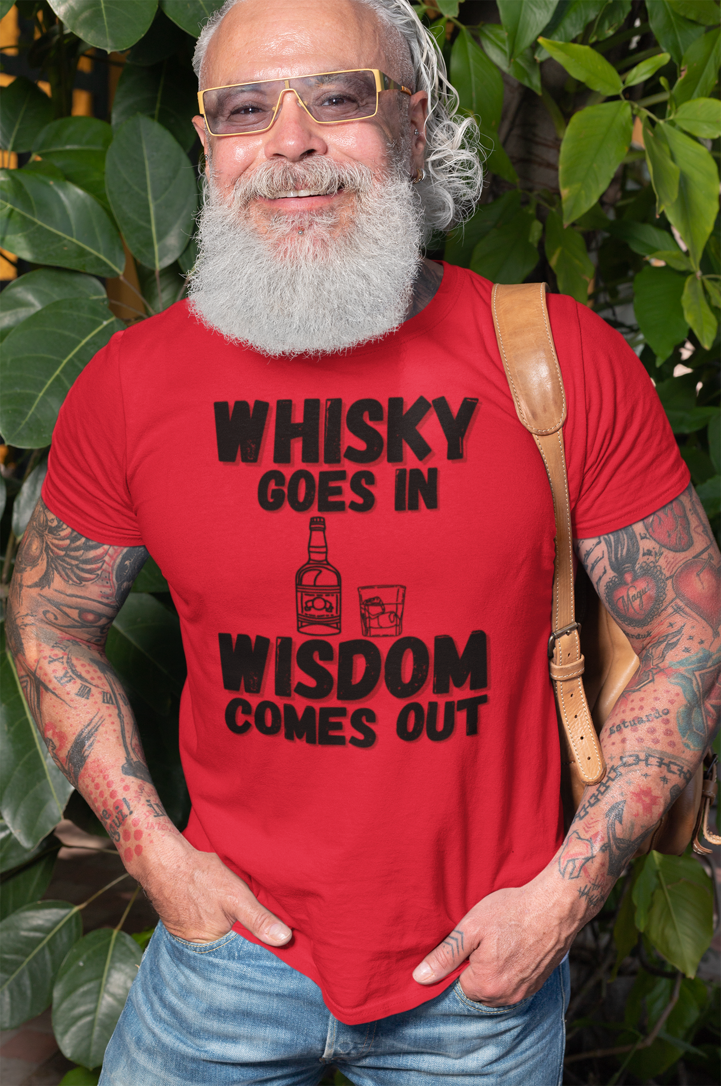 "Whisky Goes In. Wisdom Comes Out" - T-Shirt (DT)