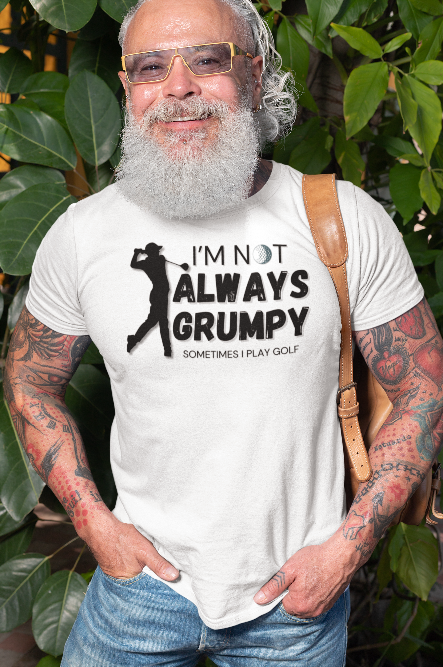 "I'm not always grumpy. Sometimes I play Golf" - T-Shirt (DT)