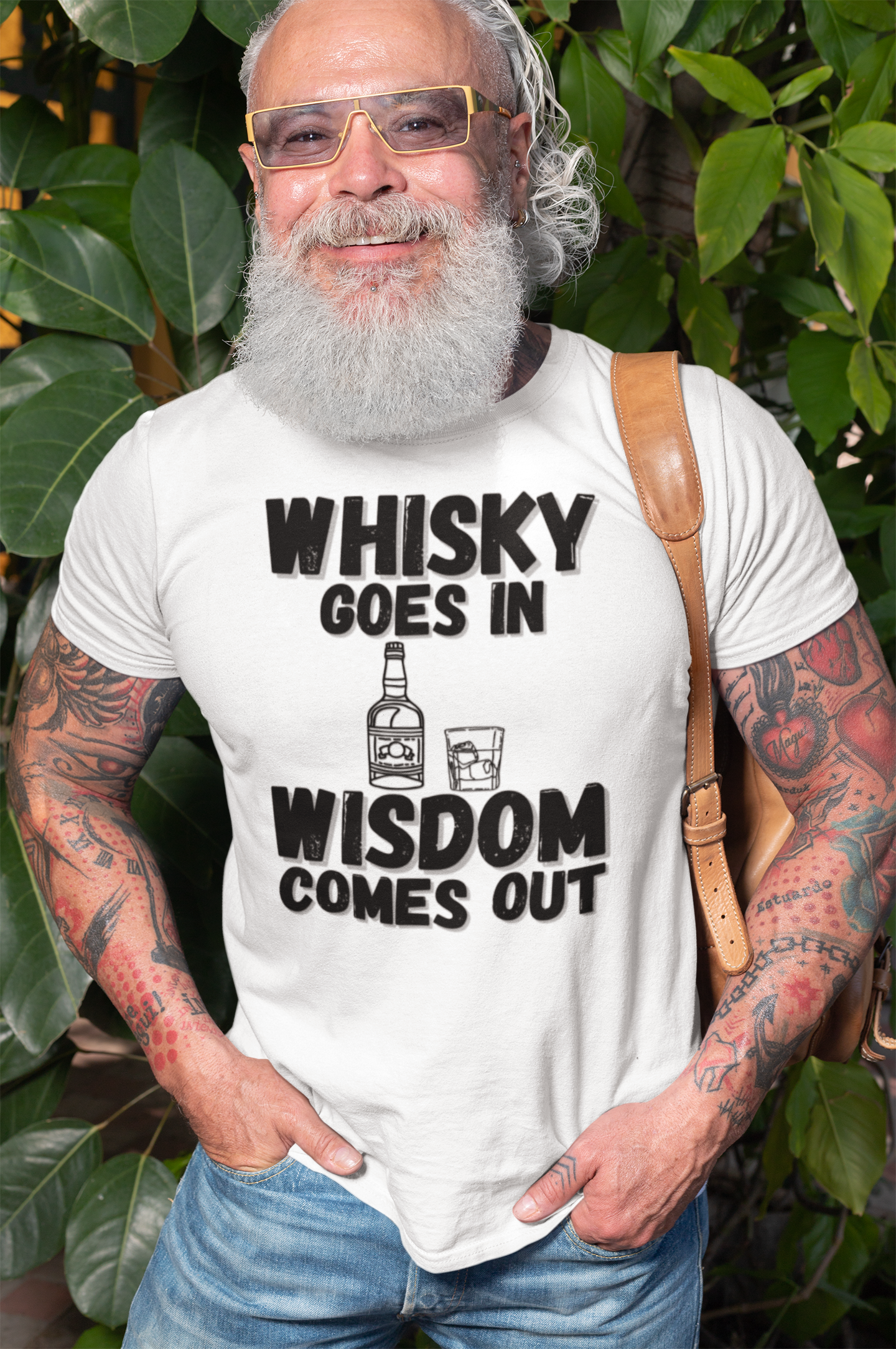 "Whisky Goes In. Wisdom Comes Out" - T-Shirt (DT)