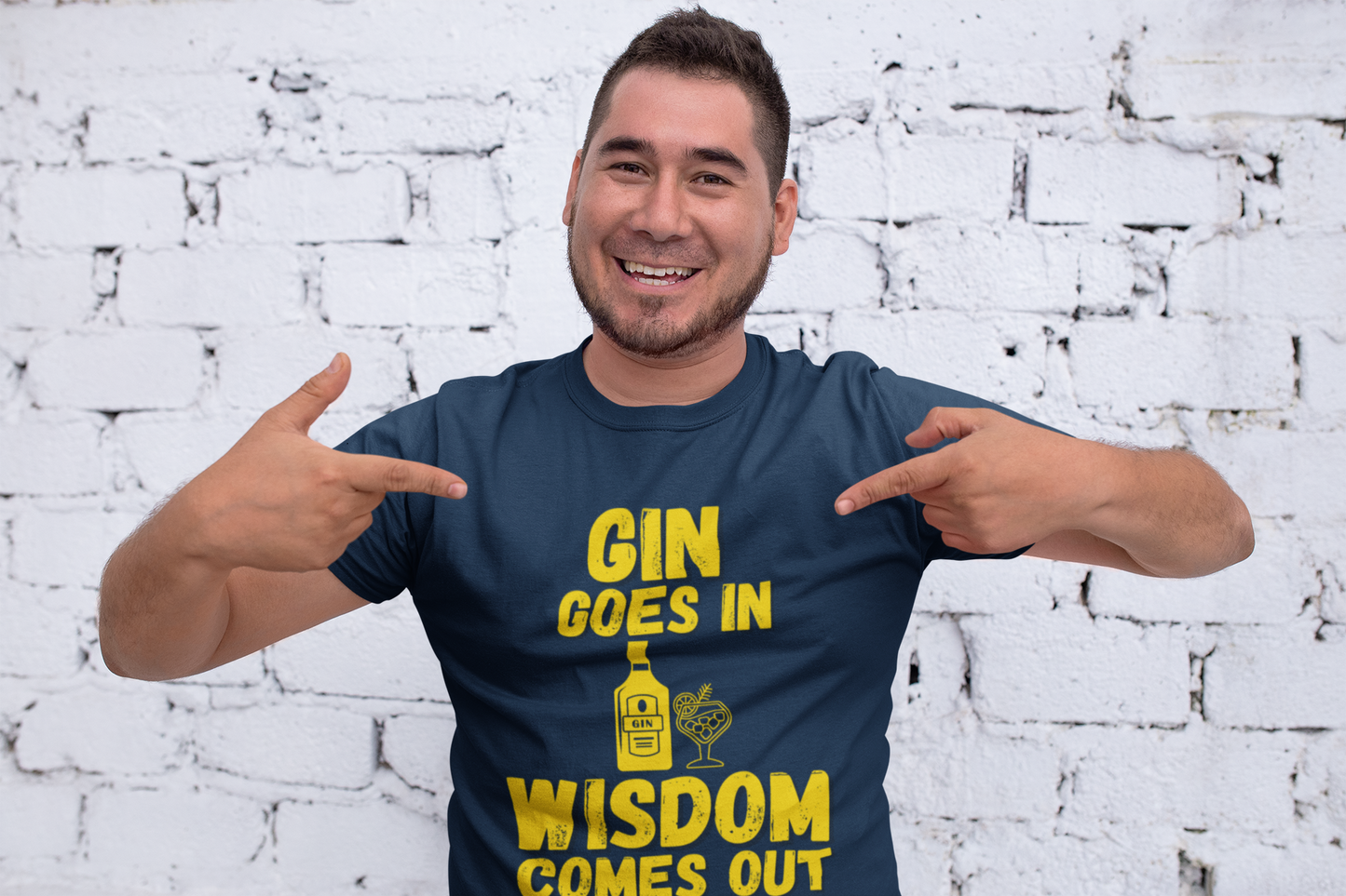 "Gin Goes In. Wisdom Comes Out" - T-Shirt (GT)
