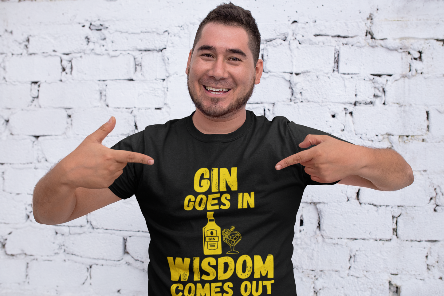 "Gin Goes In. Wisdom Comes Out" - T-Shirt (GT)