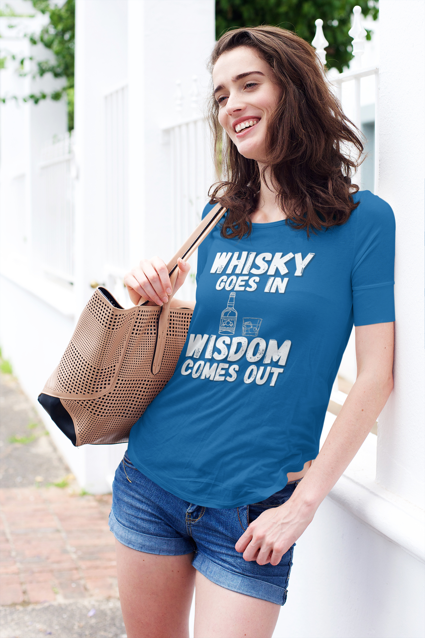 "Whisky Goes In. Wisdom Comes Out" - T-Shirt (LT)