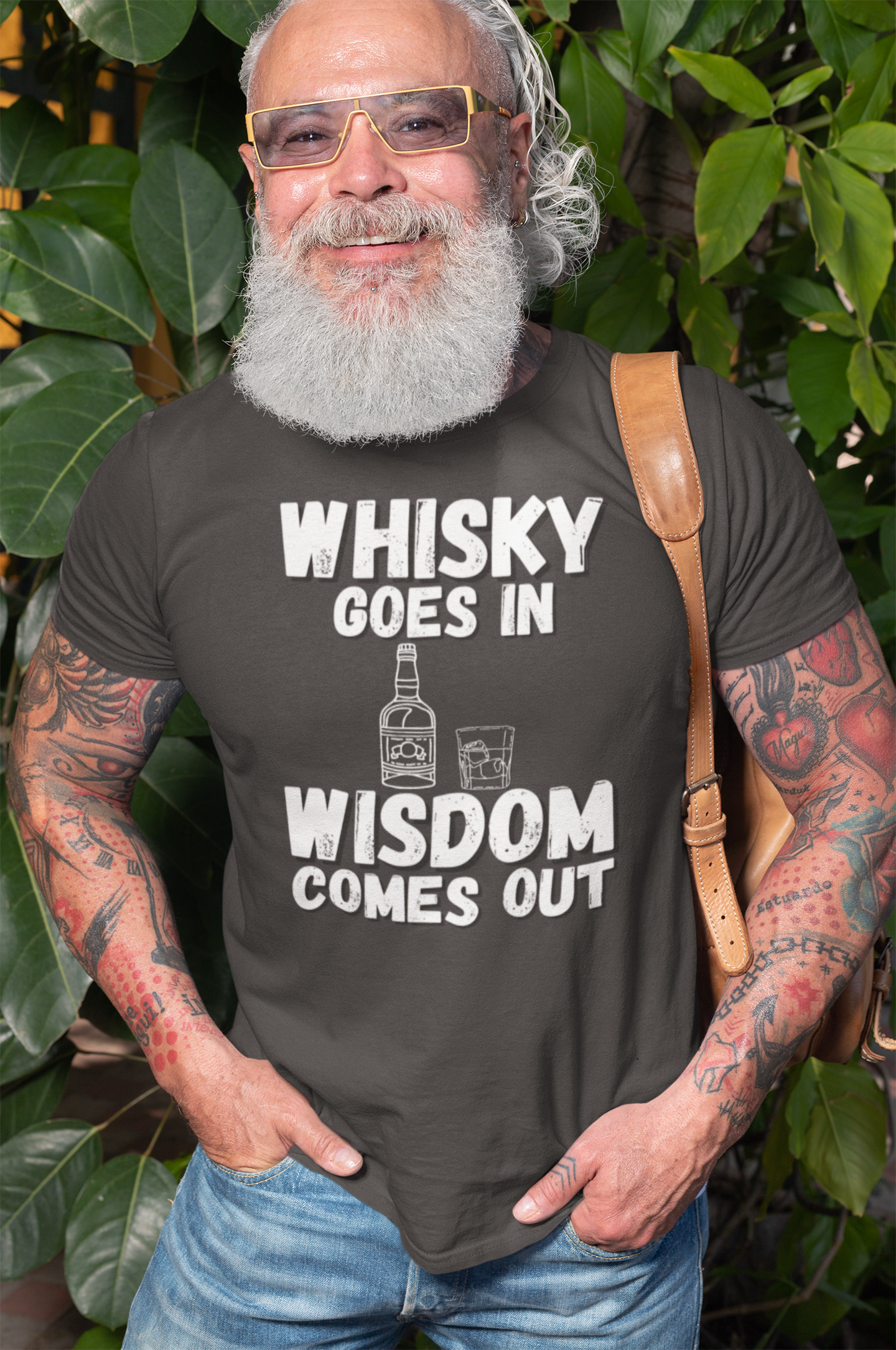 "Whisky Goes In. Wisdom Comes Out" - T-Shirt (LT)