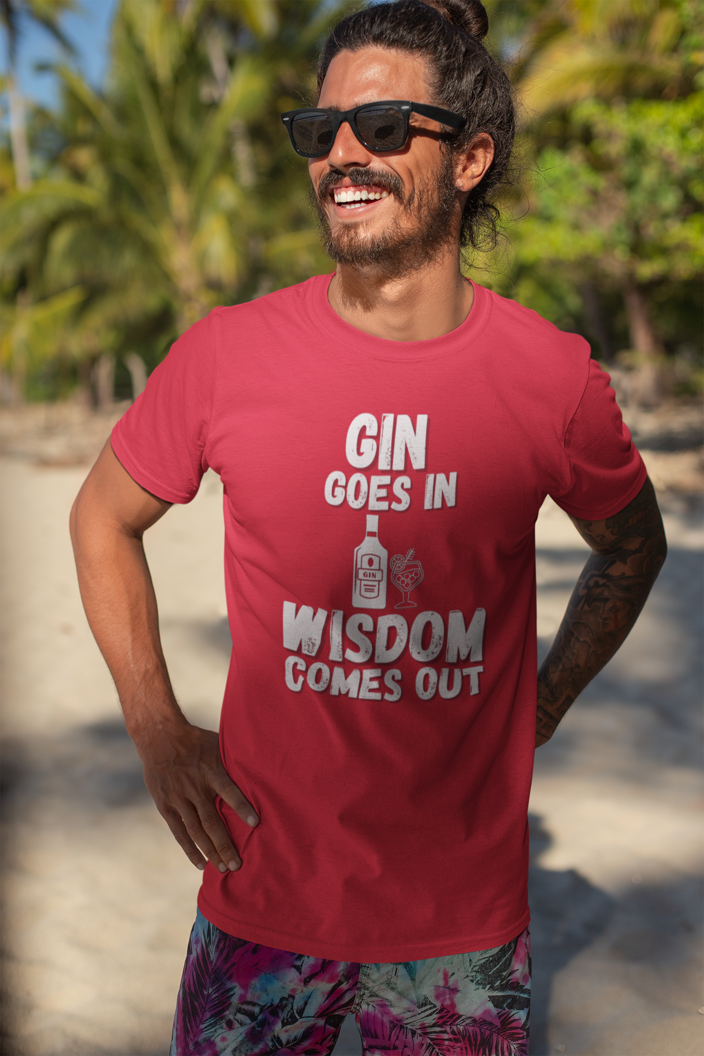 "Gin Goes In. Wisdom Comes Out" - T-Shirt (LT)